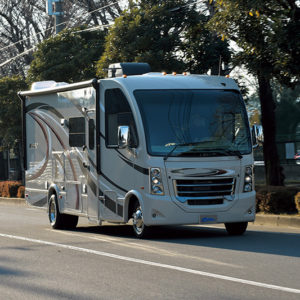 フォードE450を採用した質実剛健なアメリカンモデルのキャンピングカーをご紹介！