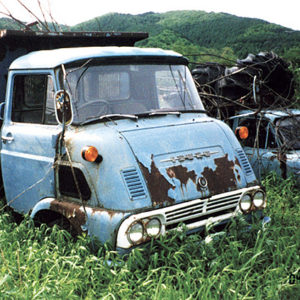 にっぽん錆探訪　廃車体街道を行く